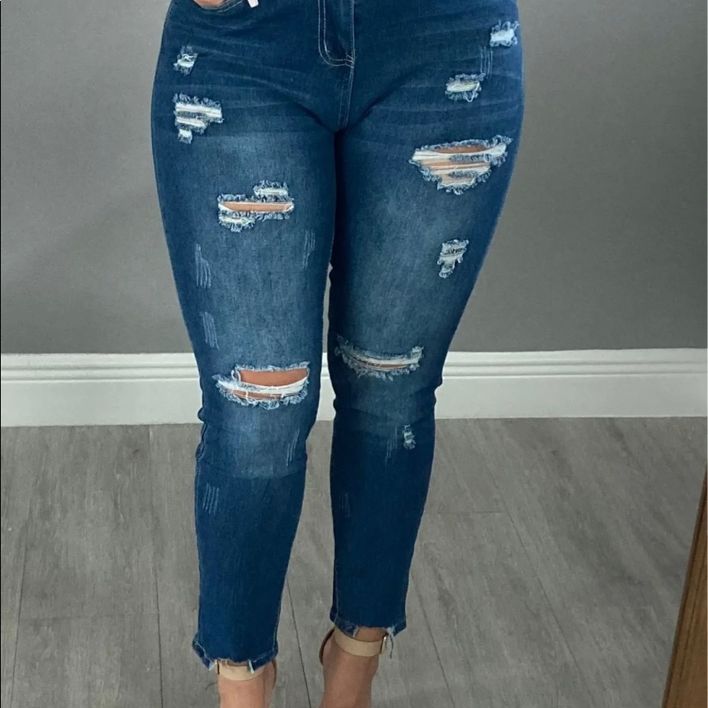 High Rise Jeans - Picture 2 of 4